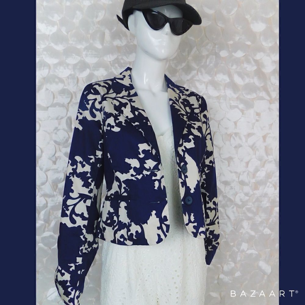 Old Navy Floral Print Jacket Size M